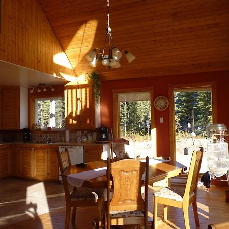 Bed and Breakfast Gite De La Riviere Chibougamau Exteriér fotografie